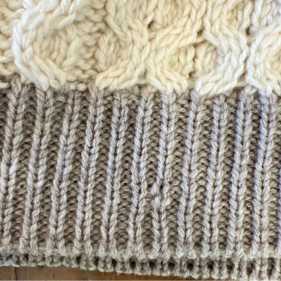 Aran Islands Sweater Medium Cream Cable Knit Colorblock Pullover Crewneck Wool - Picture 3 of 9